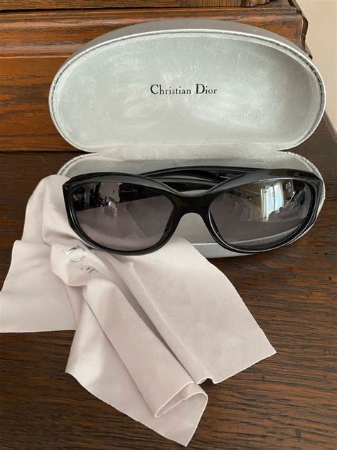 sonnenbrille dior 2000er jahre mit goldeer hartbox|Dior, Brillen und Sonnenbrillen .